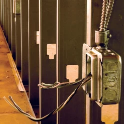 Southwire AC90 14/2 75M Armoured Cable -Lumber Hardware Store plsco0hjh3zm1xdym151