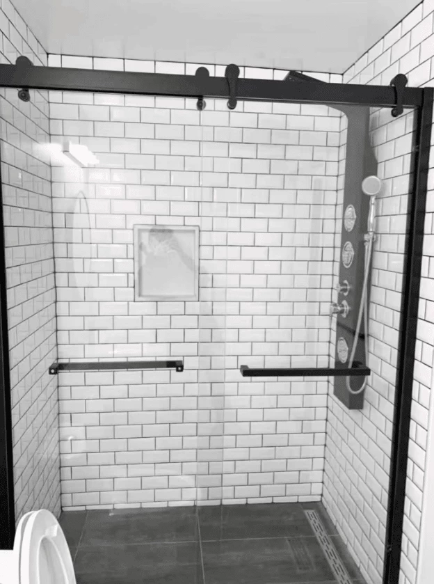 HT-6077-BL 60″ W X 77″ H SLIDING GLASS SHOWER DOOR MATTE BLACK 3 HT-6077-BL 60″ W X 77″ H SLIDING GLASS SHOWER DOOR MATTE BLACK