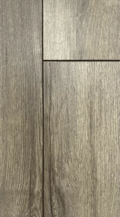 UNIBOARD CANADIAN 12MM LAMINATE – REFINED OAK – 13.1 SQFT/BOX